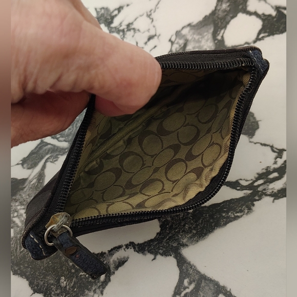 2 Coach Signature Wristlet and Pouch Bag - Picture 13 of 14